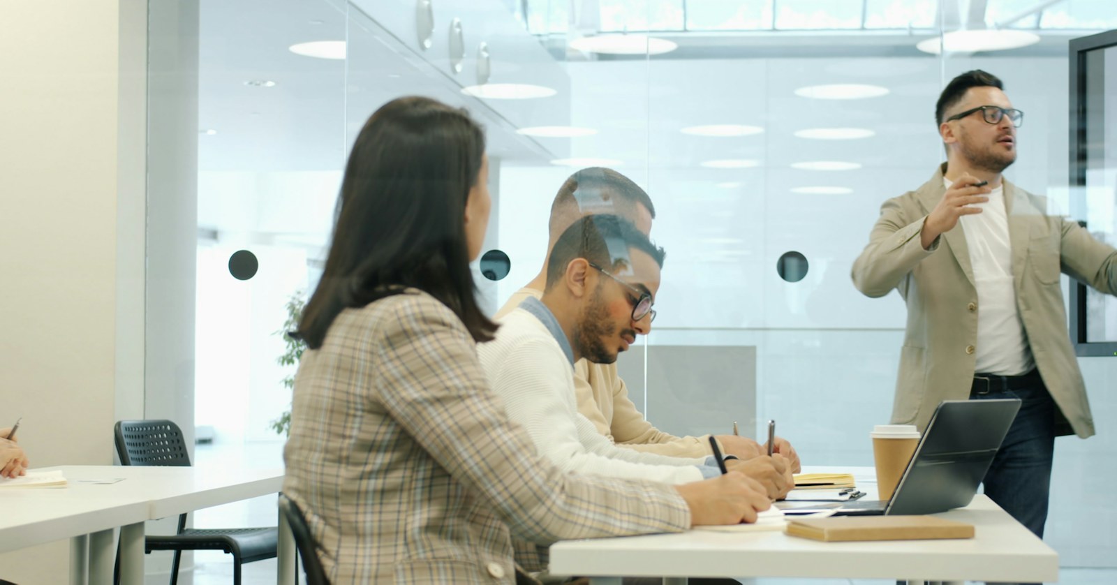 Read more about the article Ontario Job Grant for Ajax Employers: How to Apply in 2026