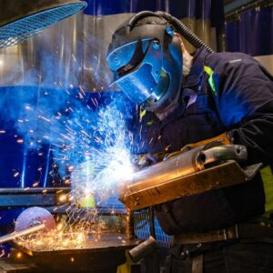 Read more about the article Reducing Employee Turnover in Oshawa Manufacturing