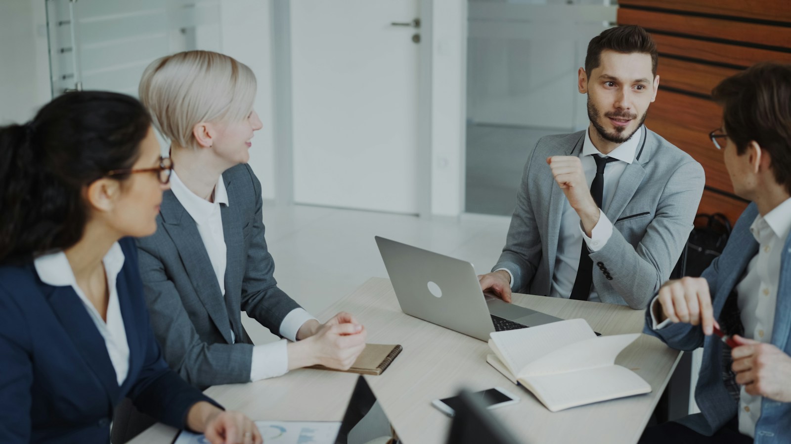 Read more about the article How do I get my team to be more productive?